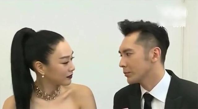 白球进黑洞选关版